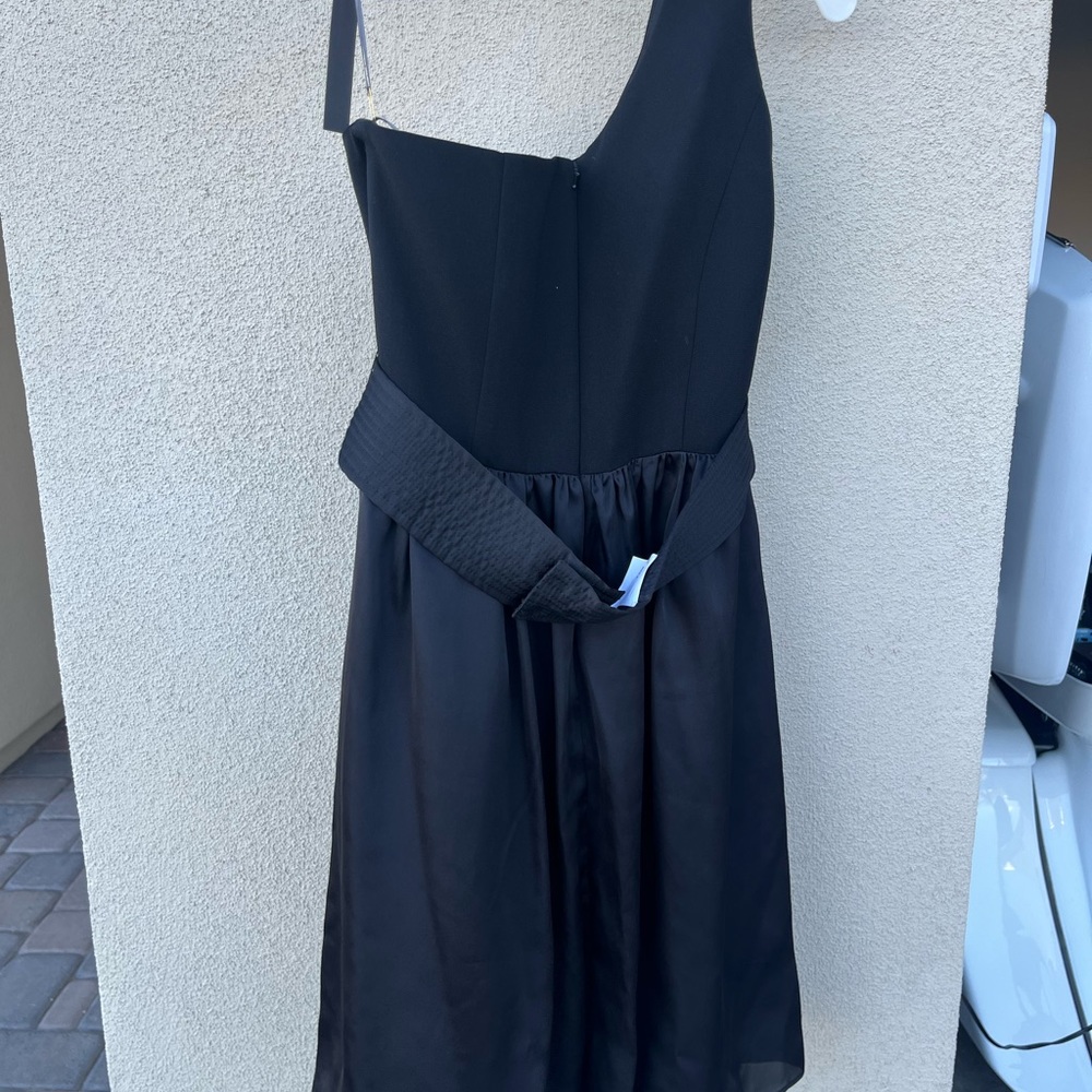 Vera Wang black short bridesmaid dress size 4 one shoulder David’s Bridal - Picture 9 of 12